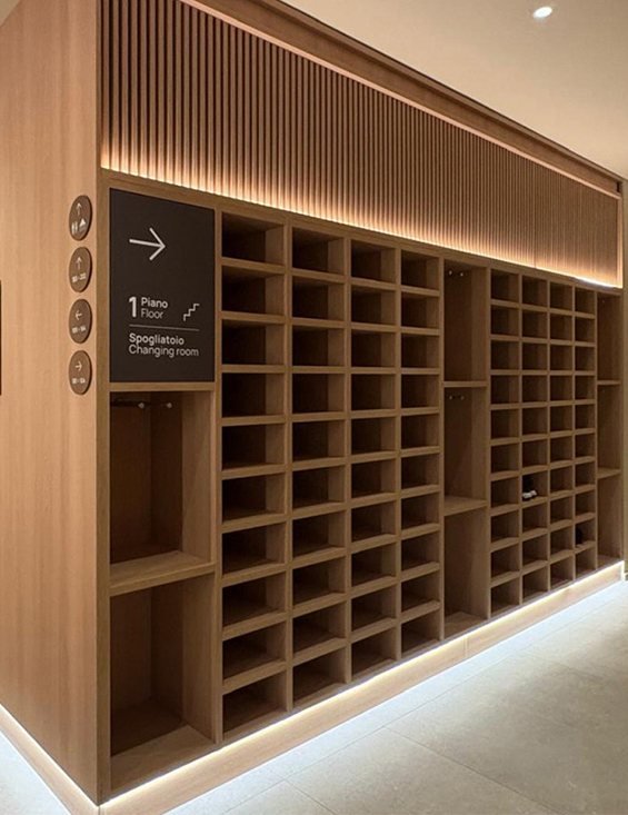 Furnished Locker Room